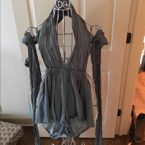 LF MULTI-WAY SAGE Wrap Romper - Picture 4 of 4